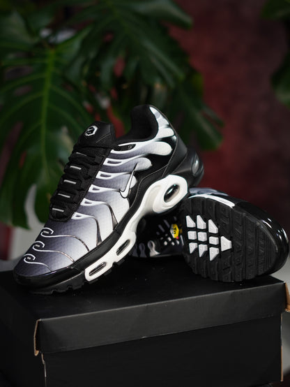 NIKE TN