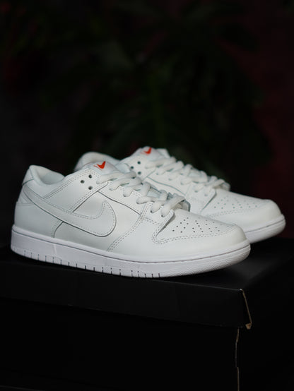 Nike SB Dunk Low Pro Triple White