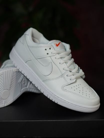 Nike SB Dunk Low Pro Triple White