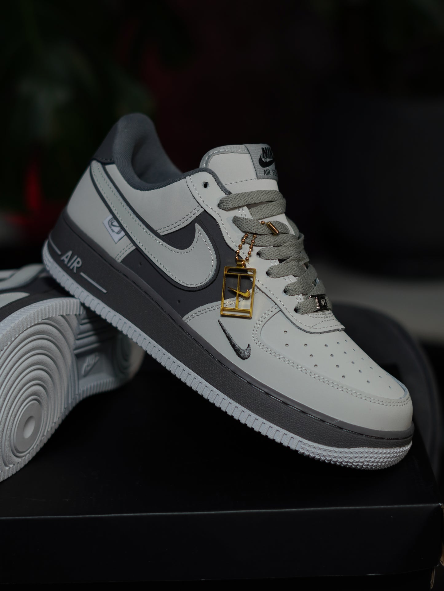 Nike Air Force 1 / Nobuck grafito