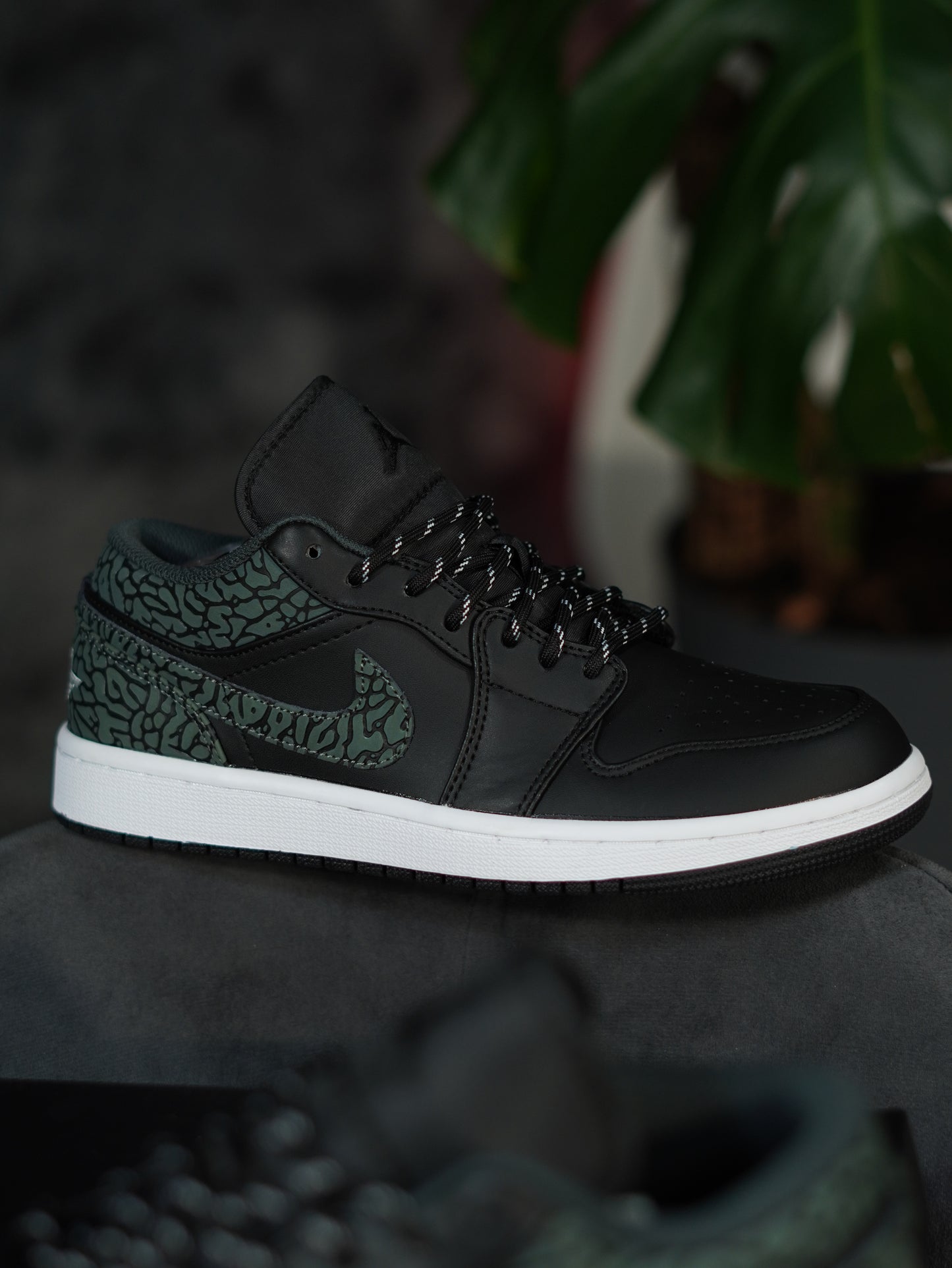 Air Jordan 1 Low SE 'Black Elephant'