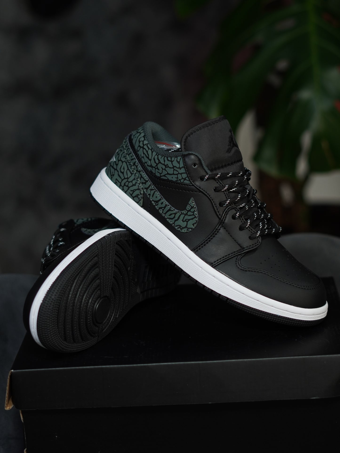 Air Jordan 1 Low SE 'Black Elephant'