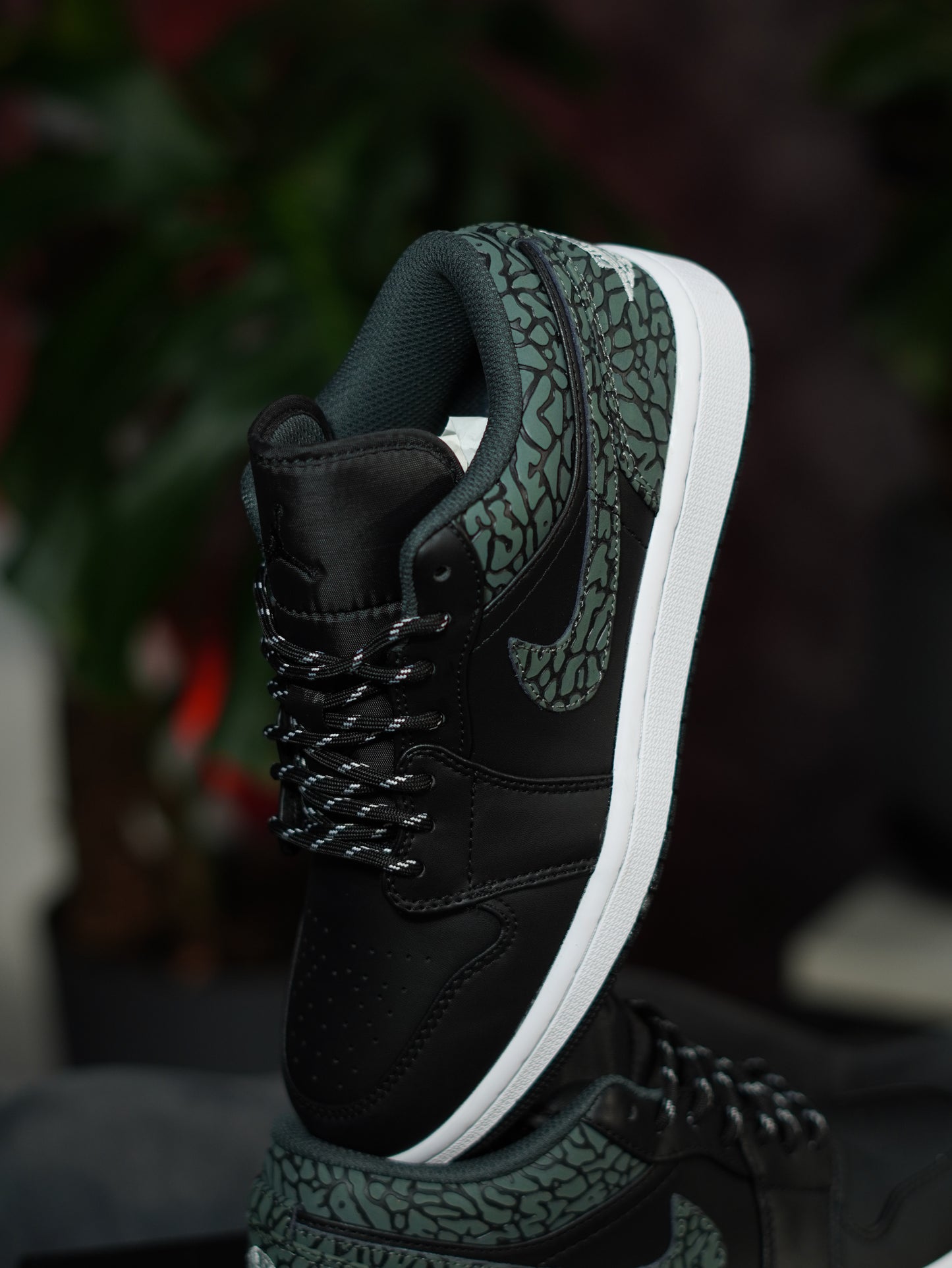 Air Jordan 1 Low SE 'Black Elephant'