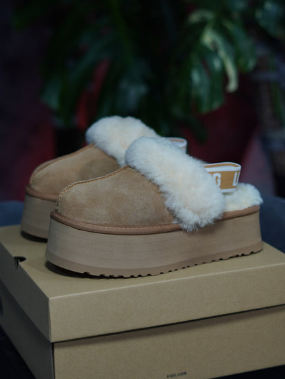 UGG mules Funkette