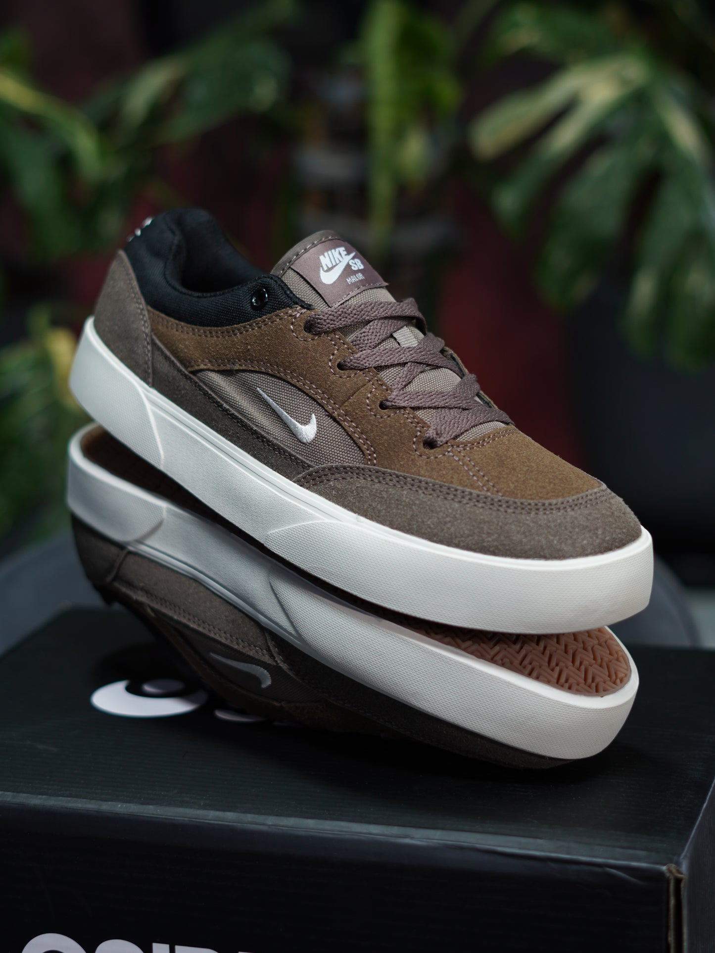 NIKE SB MALOR CAFE