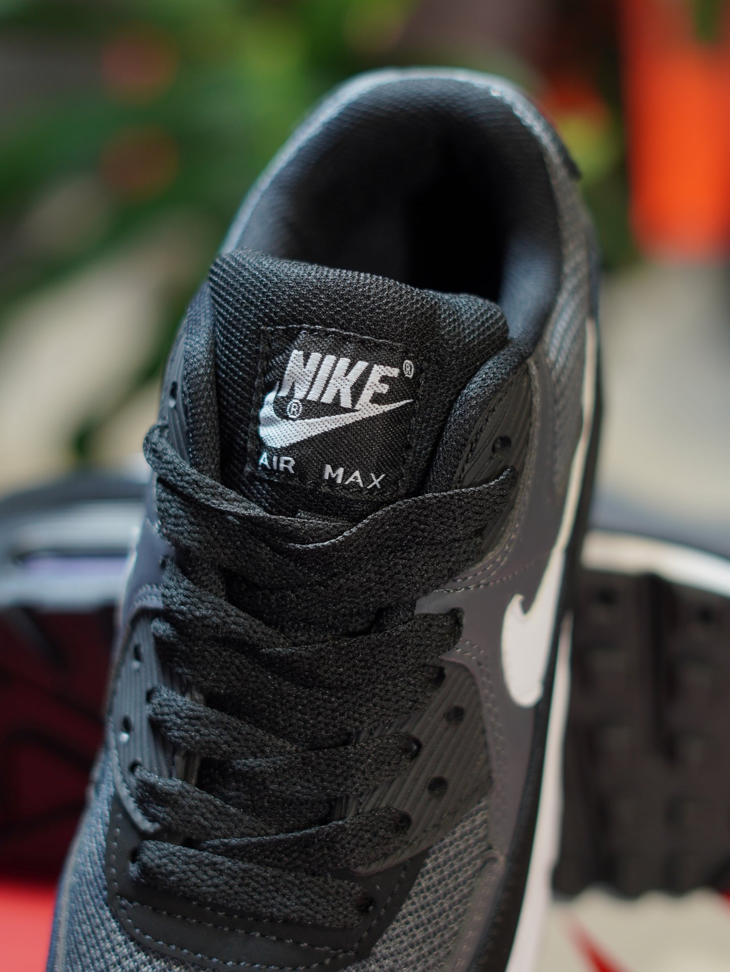 NIKE AIRMAX 90 GRIS,NEGRO,BLANCO