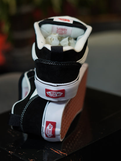 Vans KNU Skool NEGRA