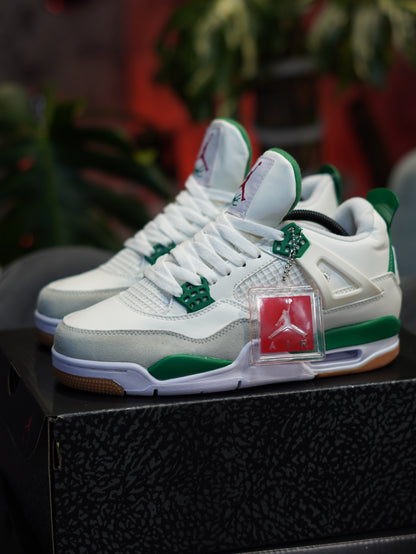 JORDAN RETRO 4 PINE GREEN
