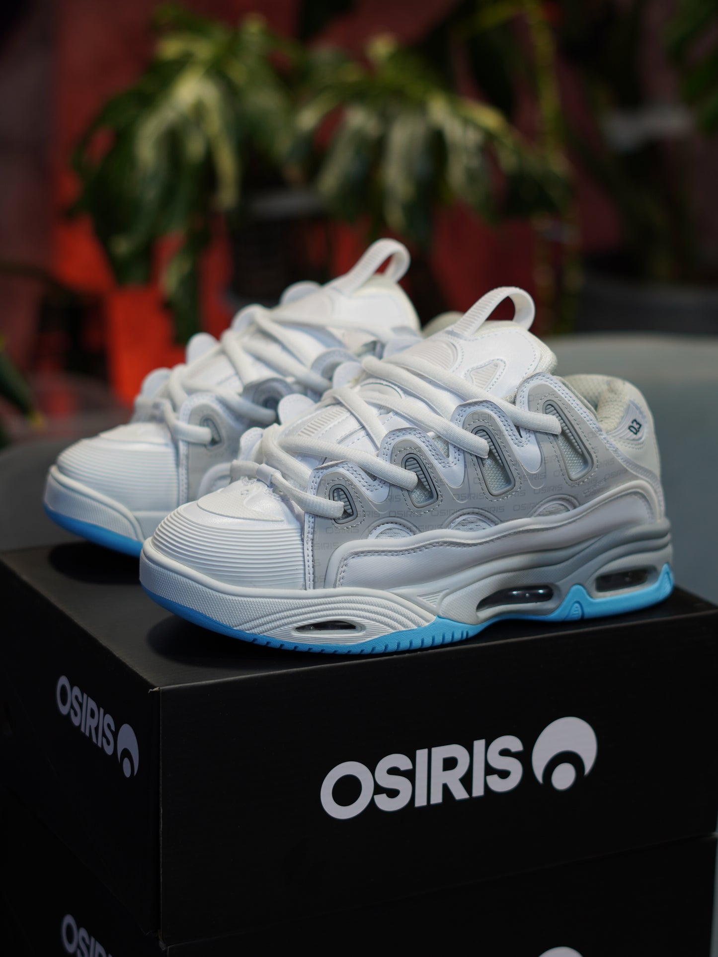 Osiris d3 blanca, gris, azul