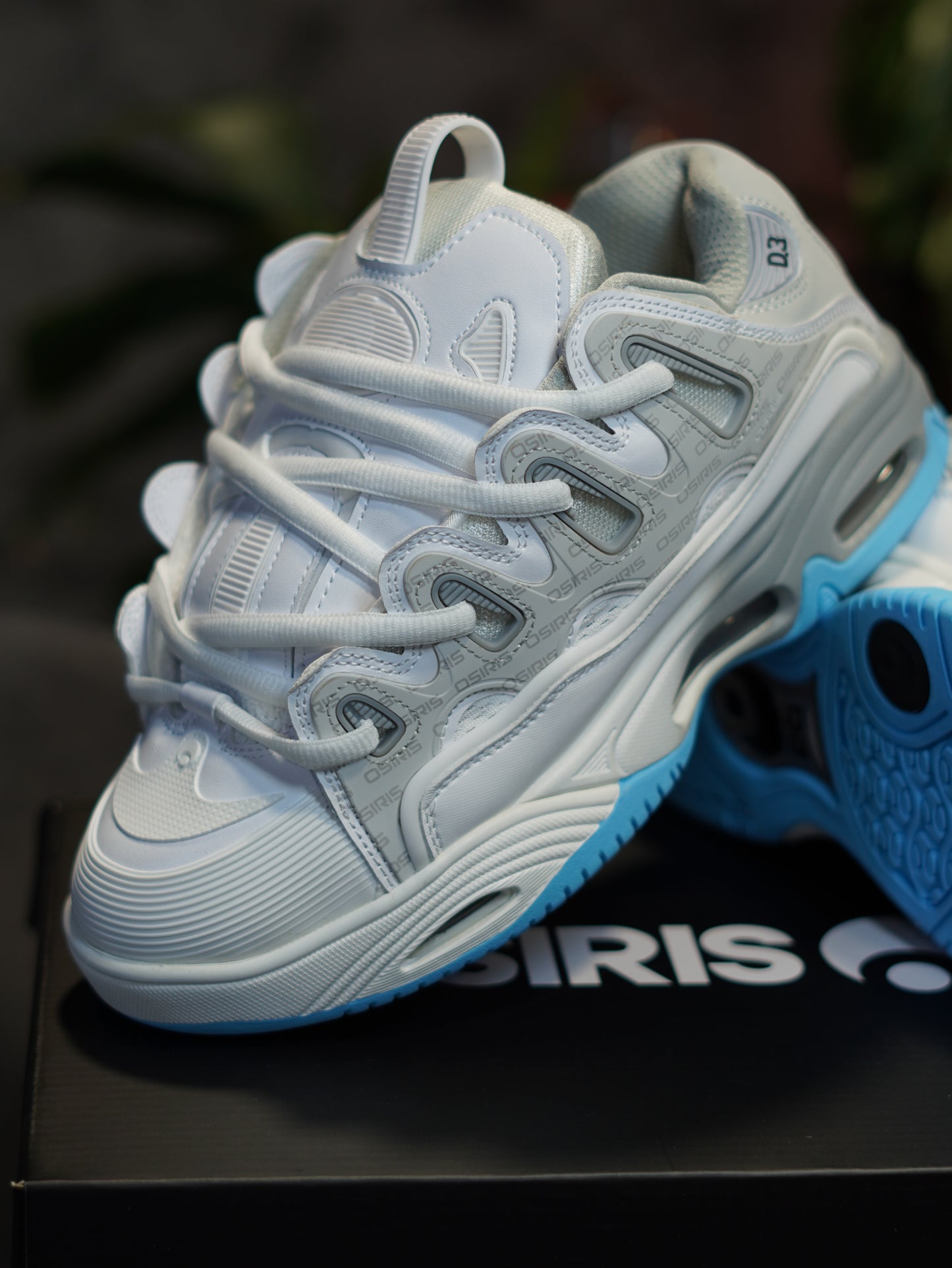 Osiris d3 blanca, gris, azul