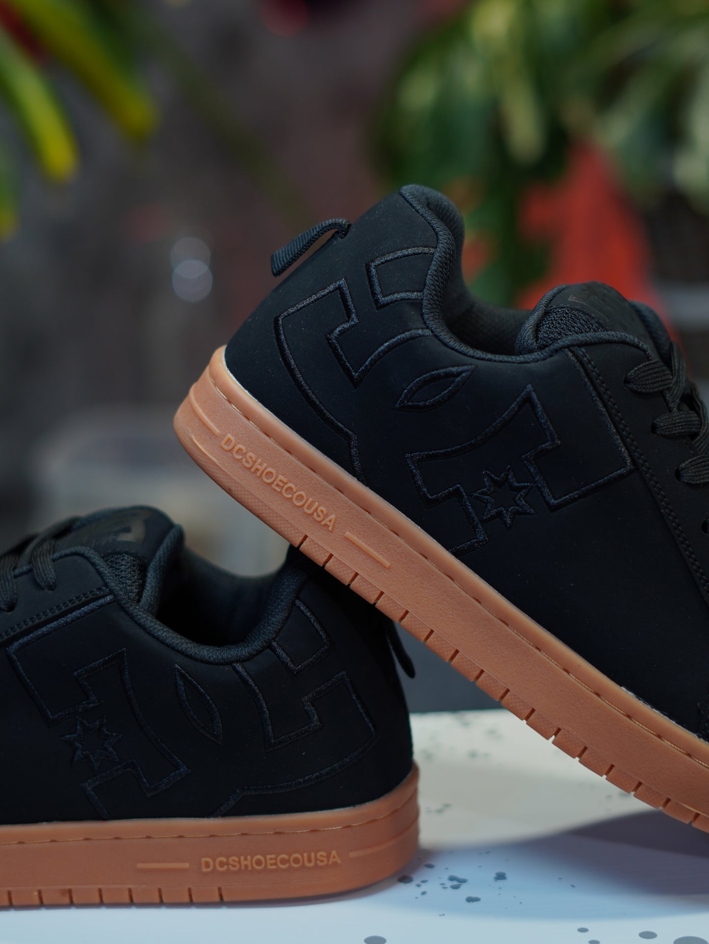 Dc Court Graffik Black Dark