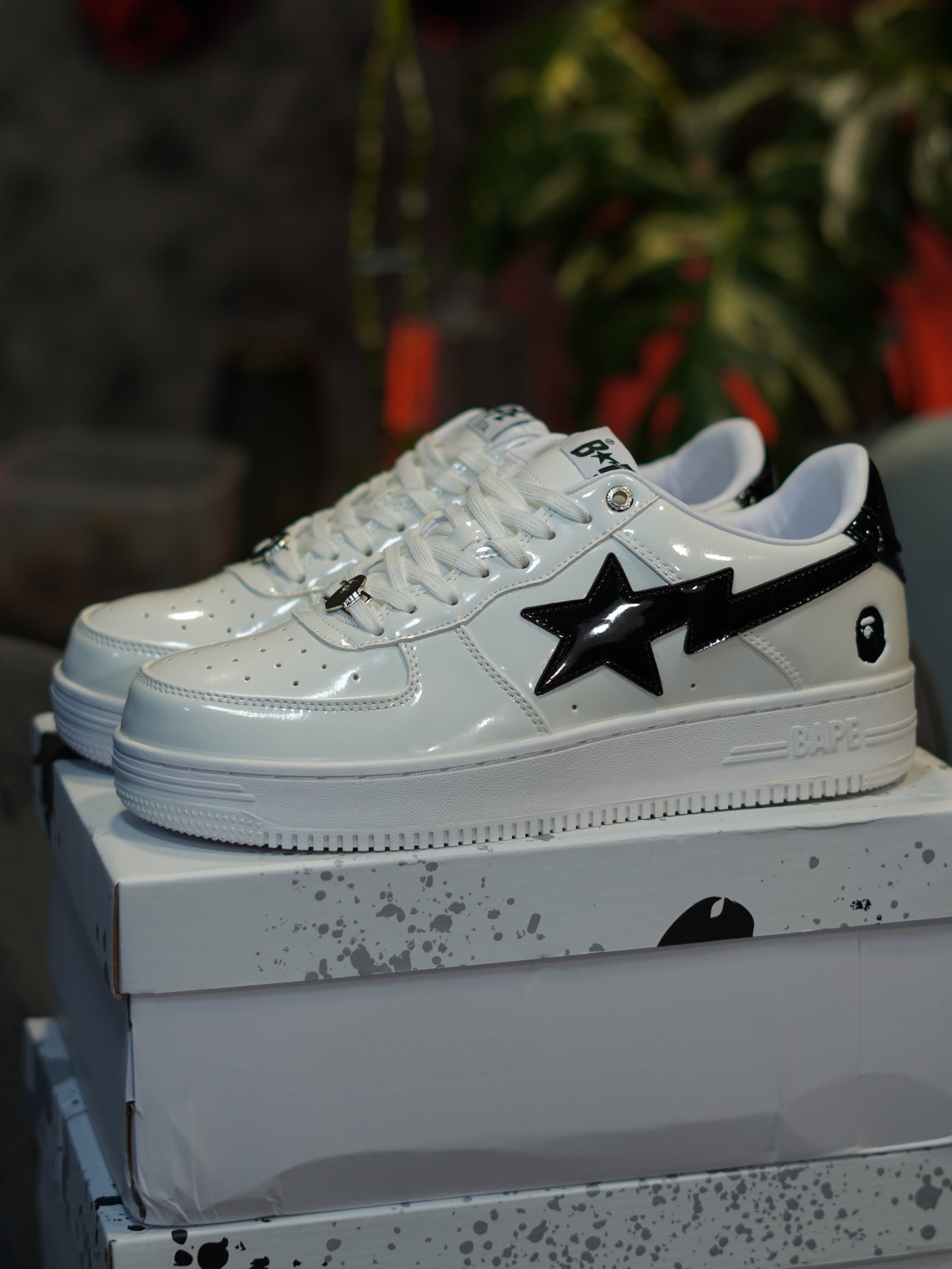 BAPESTA BLANCO NEGRO