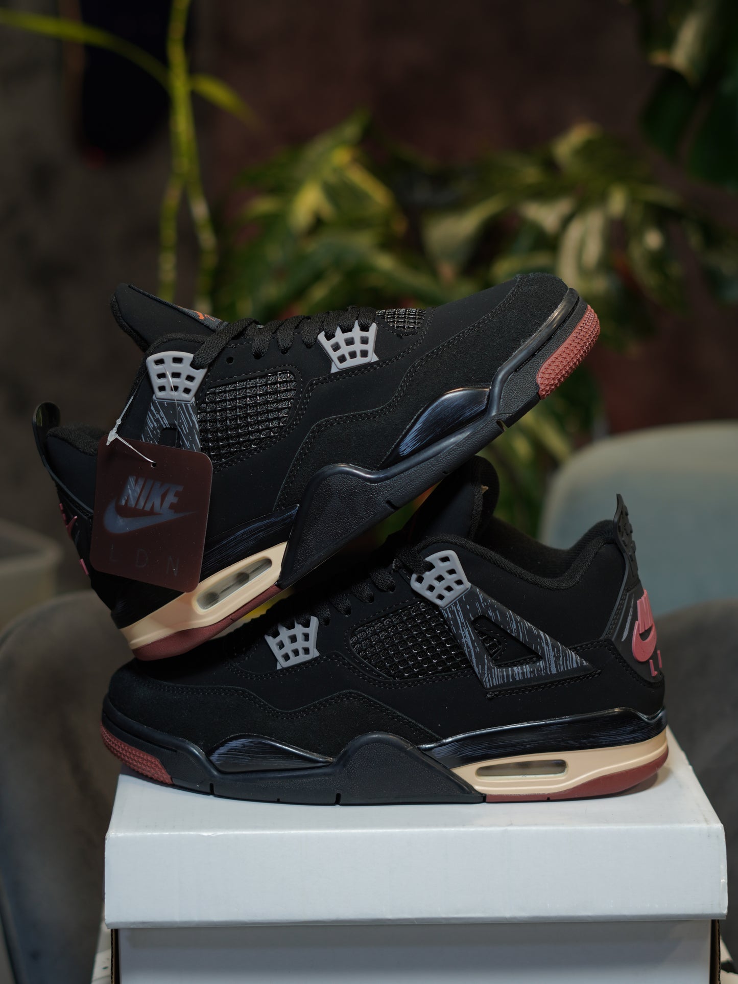 Las Air Jordan 4 "London"