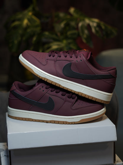 Nike SB Dunk Low Pro