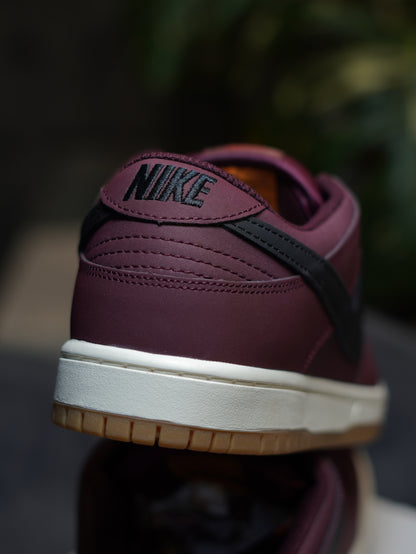 Nike SB Dunk Low Pro