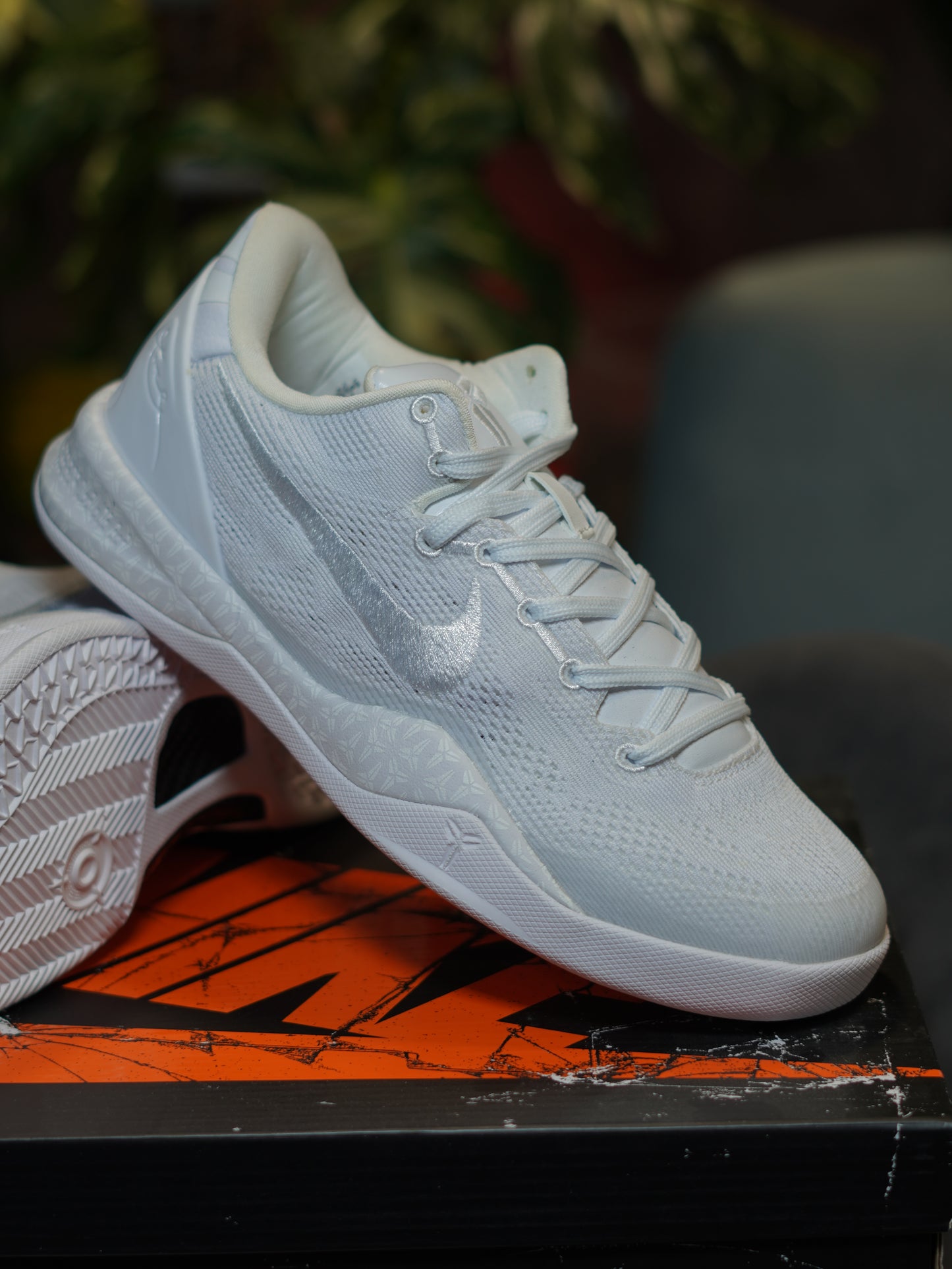 Nike Tenis Kobe 8 Protro "Triple White"