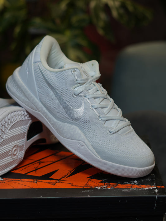 Nike Tenis Kobe 8 Protro "Triple White"