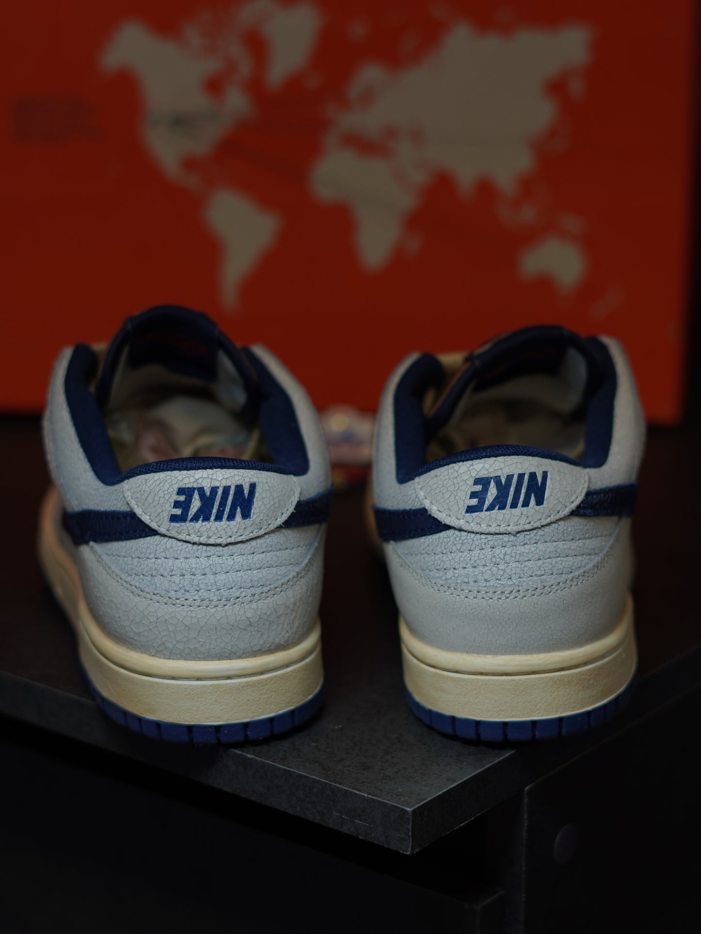 nike Dunk Low x Stranger Things.