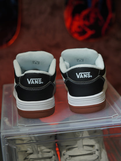 Vans Hylane negra