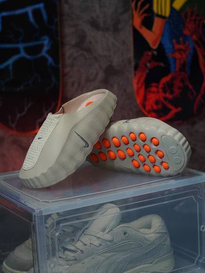 NIKE MIND 001