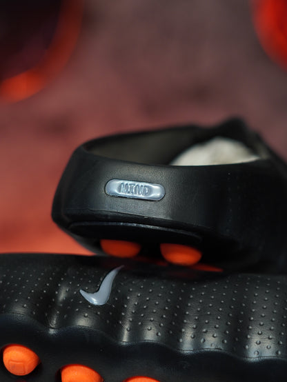 NIKE MIND 001
