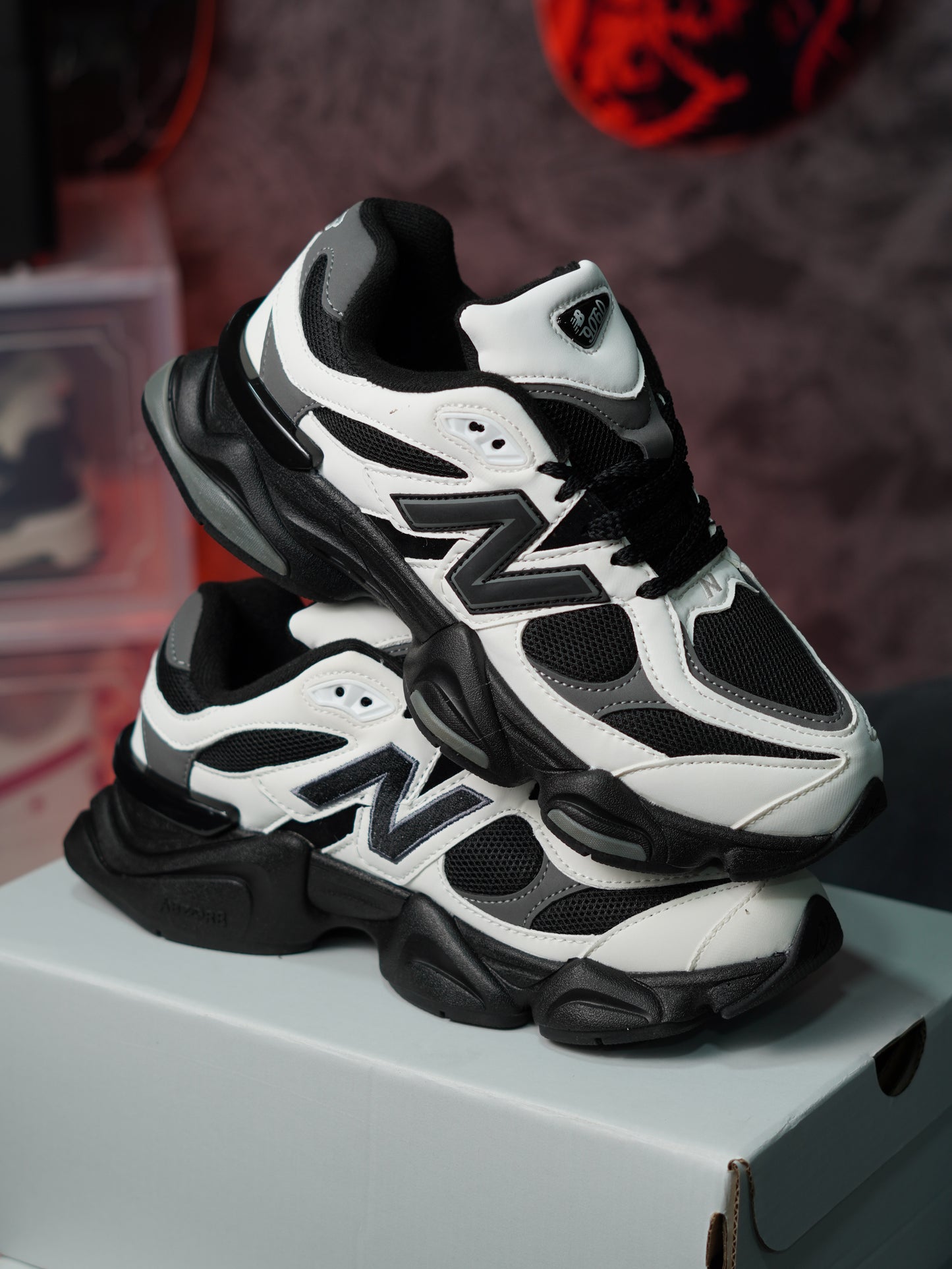 NEW BALANCE 9060 BLANCA NEGRA