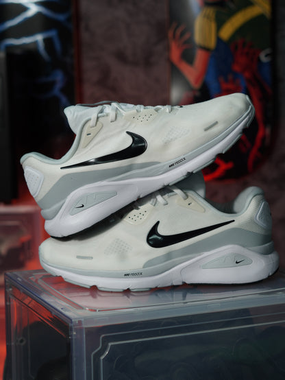 Nike Structure 26