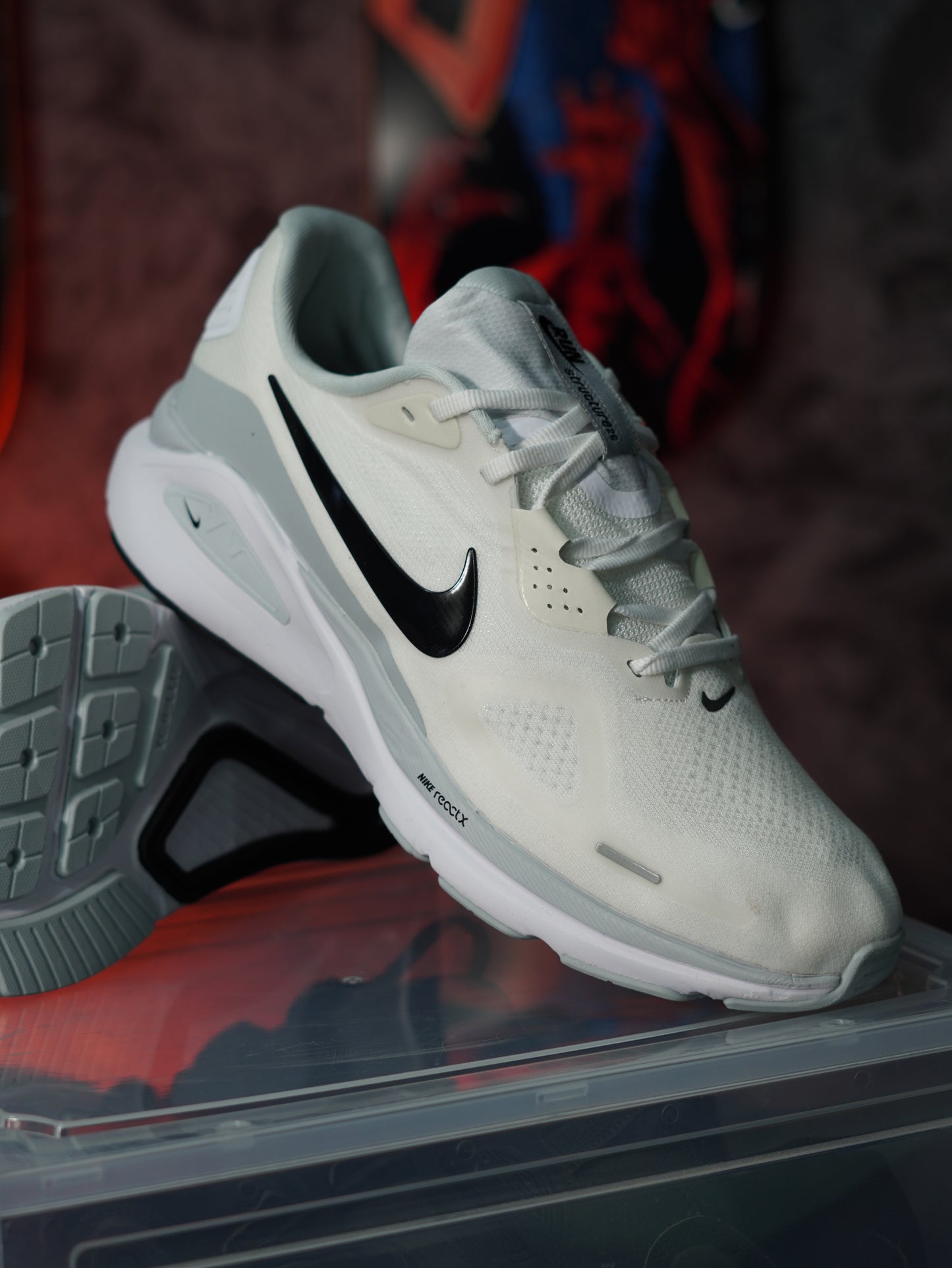 Nike Structure 26