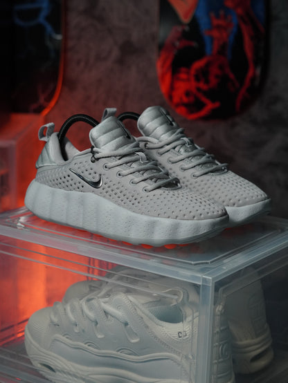 Nike Mind 002