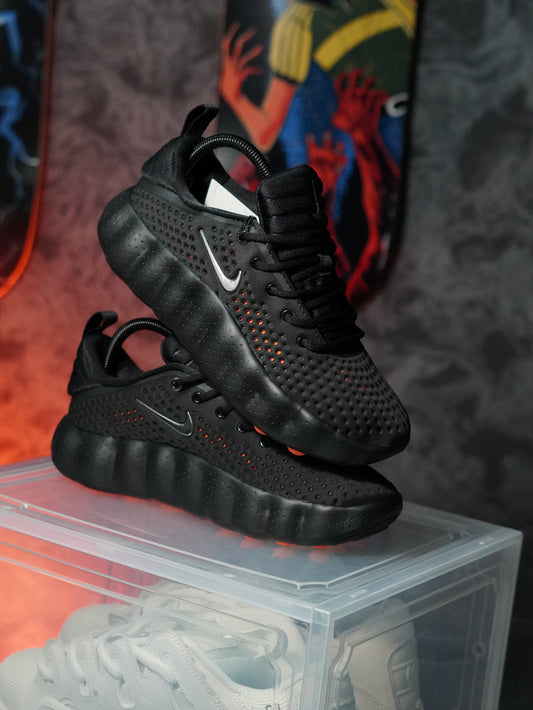 Nike Mind 002
