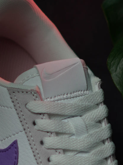 Nike tenis Cortez SE "Sail/Iced Lilac"