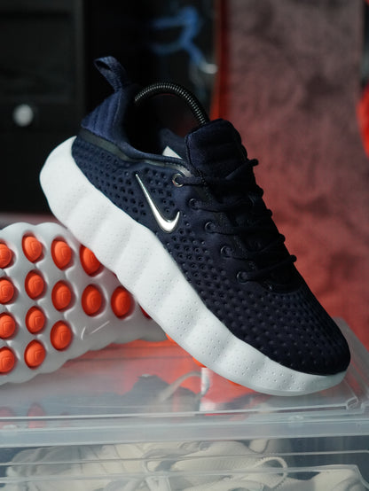 Nike Mind 002