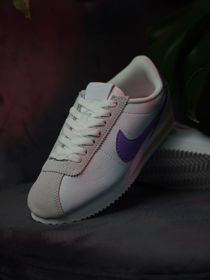 Nike tenis Cortez SE "Sail/Iced Lilac"