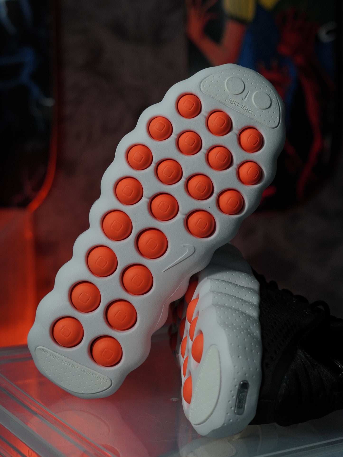 Nike Mind 002