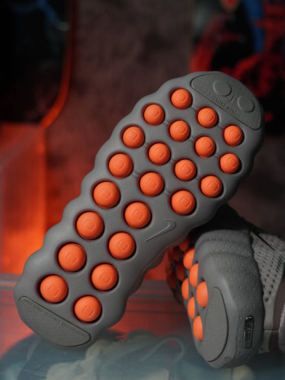 Nike Mind 002