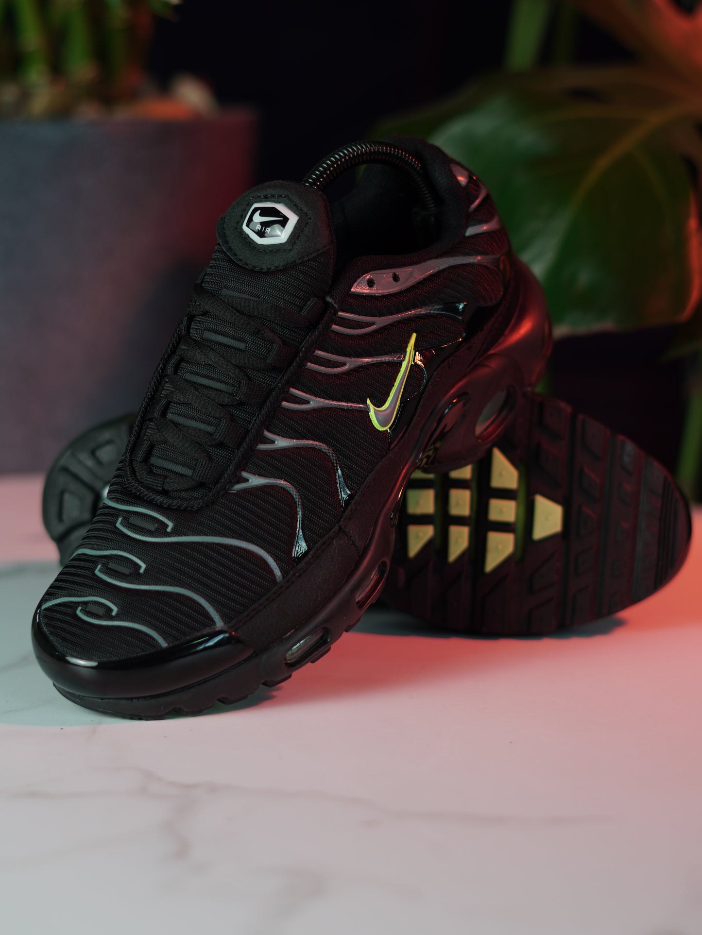 Nike Outdoor Negro-Dorado Nike Air Max Plus