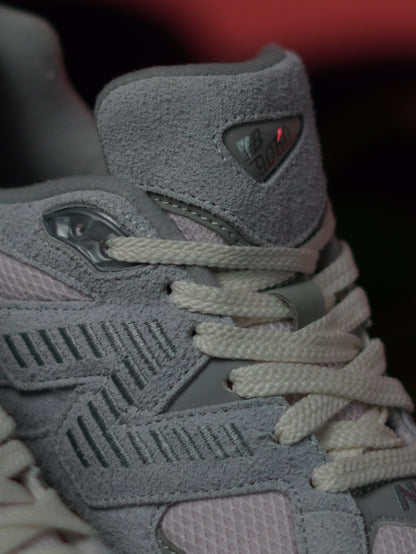 NEW BALANCE 9060 GREY