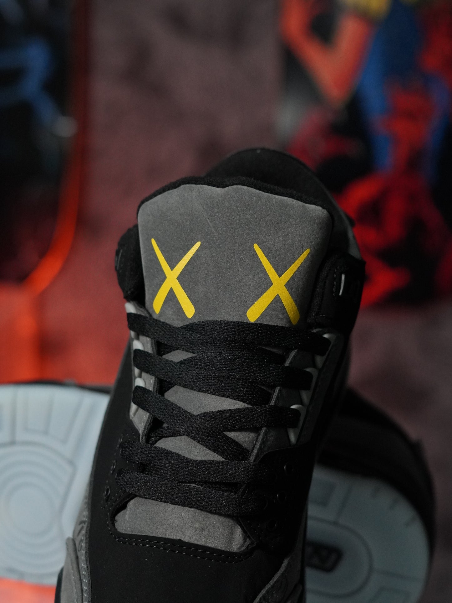 Air Jordan 3 Retro x KAWS