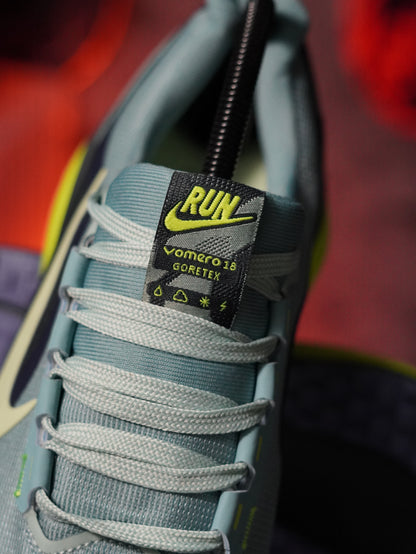 Nike Vomero 18 Gore-Tex