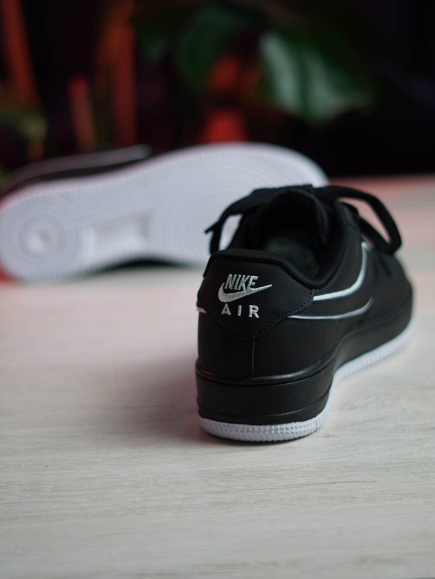 Nike Air Force 1 Low ’07 «Black White Sole»