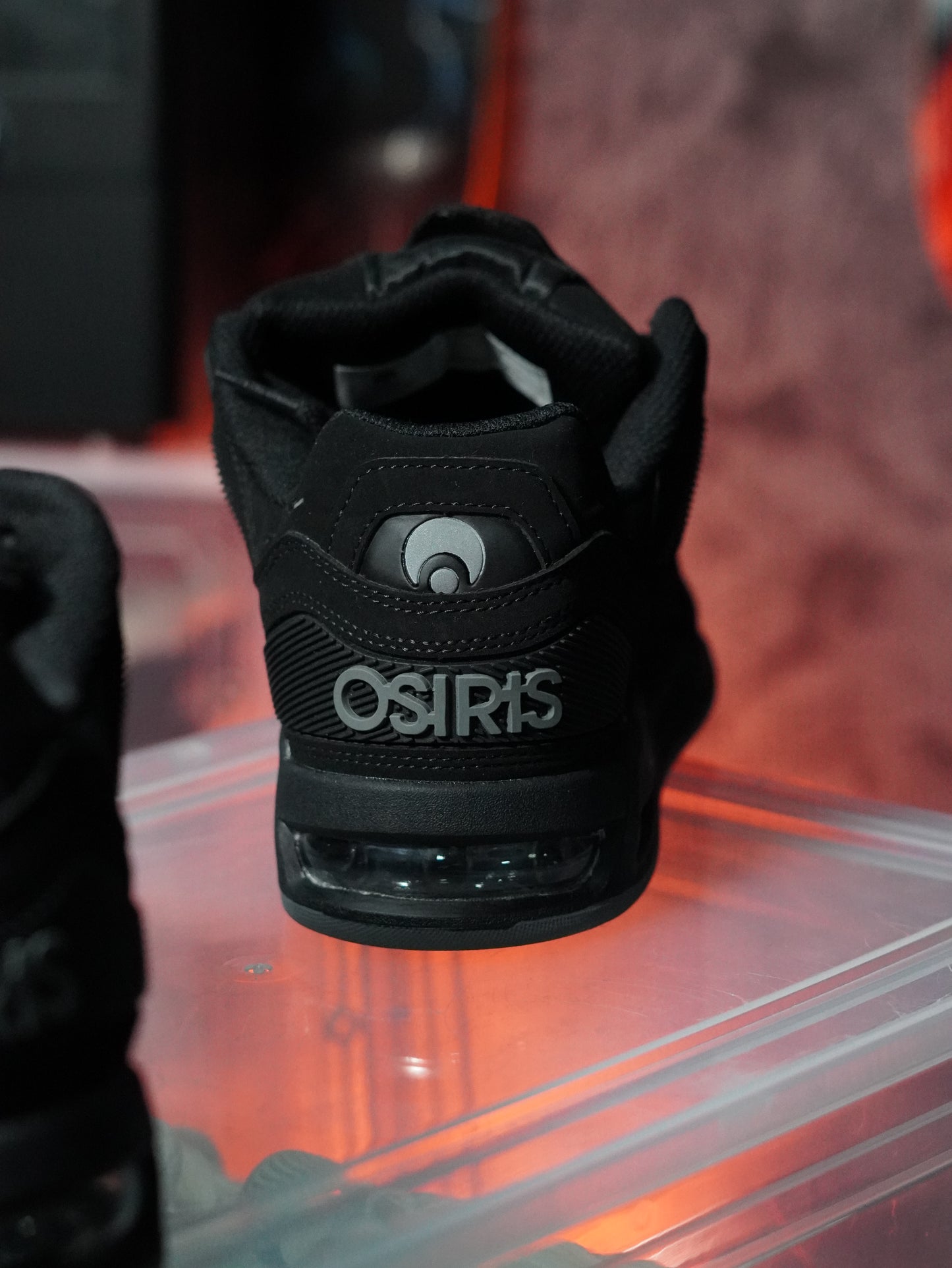Osiris Peril en color negro