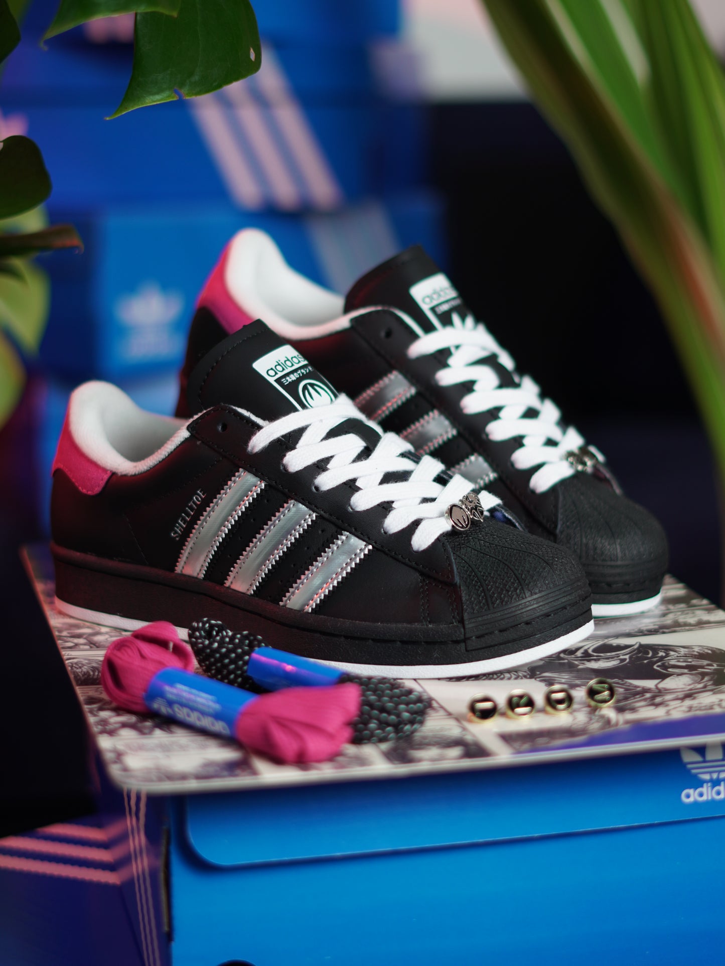 TMNT x Adidas Superstar "Shredder"