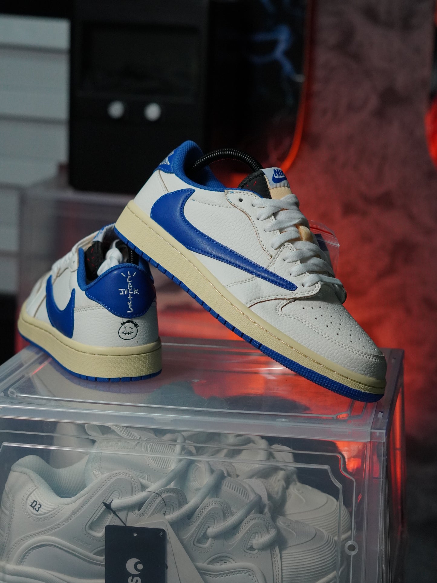 Nike Air Jordan 1 Low Travis Scott Fragment