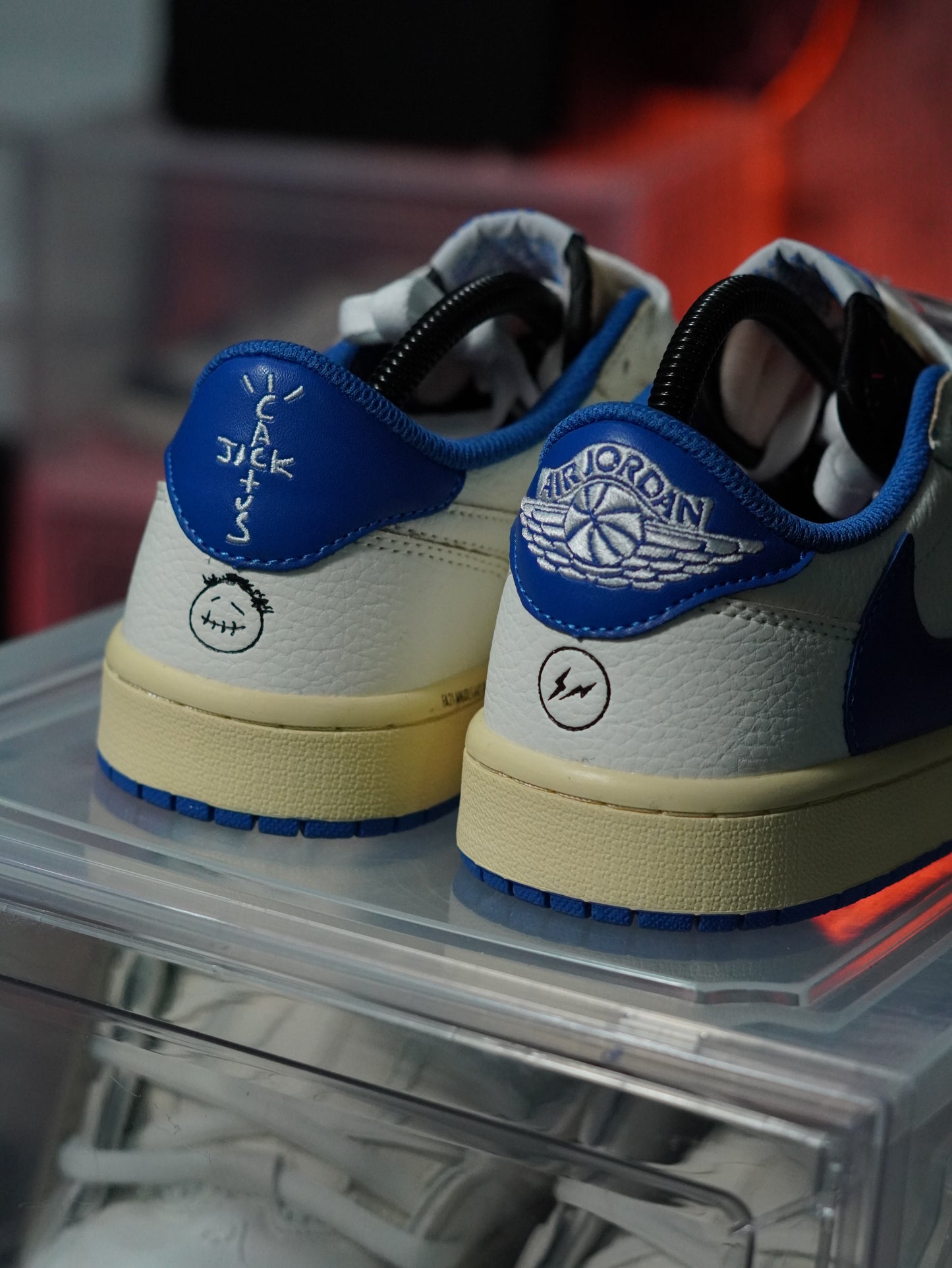 Nike Air Jordan 1 Low Travis Scott Fragment