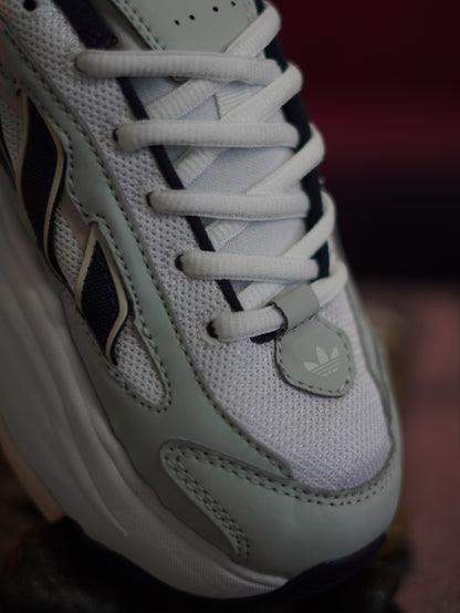 Adidas Ozgaia