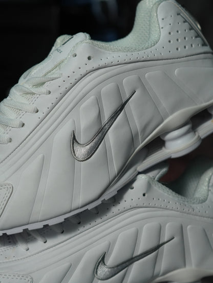 Nike Shox R4 blancas