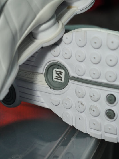 Nike Shox R4 blancas