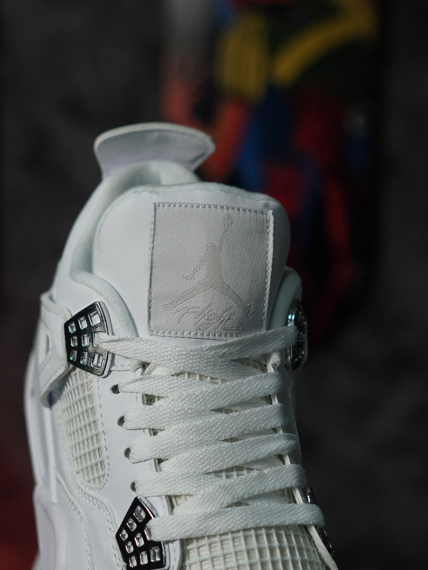 Air Jordan 4 Retro "Pure Money" METALIC SILVER