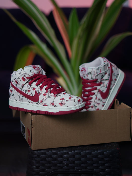 Nike Dunk High Pro SB Cherry Blossom