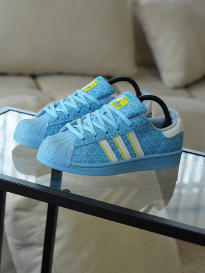 Adidas Superstar azul claro